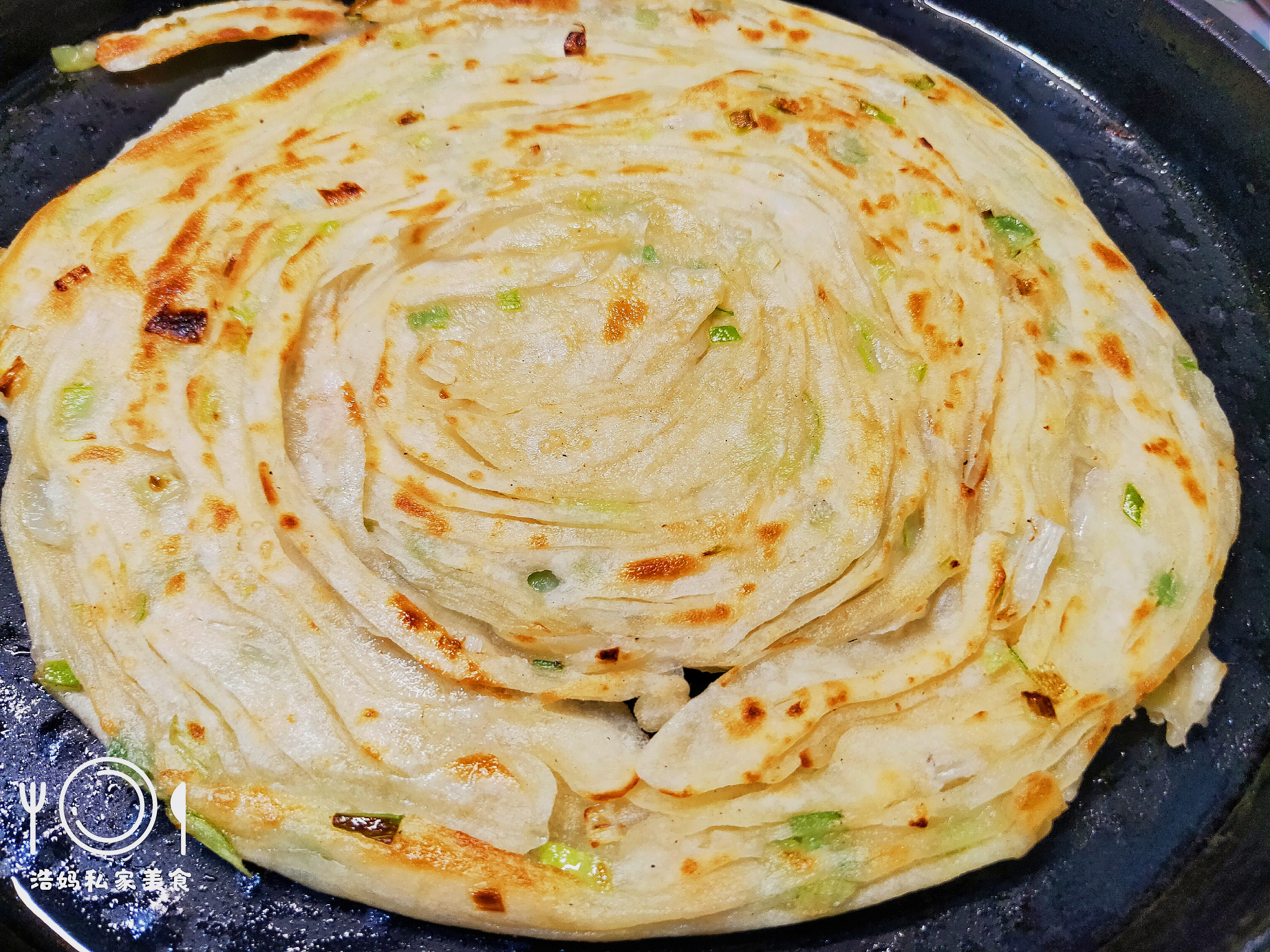 薄如蝉翼的葱油饼讲解三种方法学会做起来很简单可以摆摊了