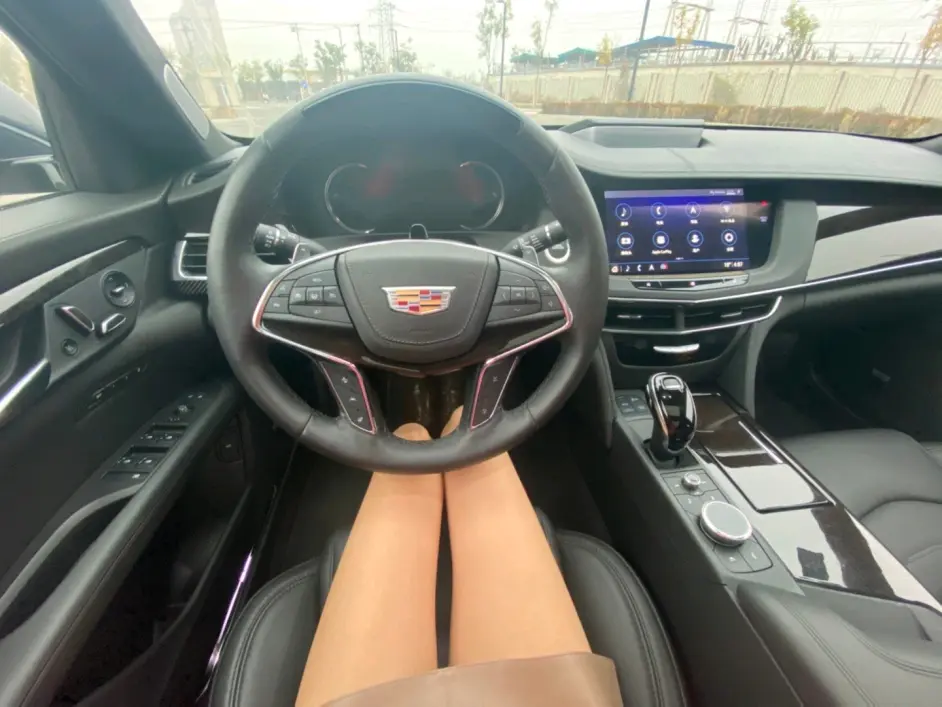 谁说小女子不能开d级车的 哔哩哔哩