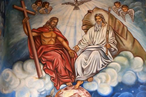 三位一体(holy trinity)是一个基督教术语,指圣父圣子圣灵是独一神的