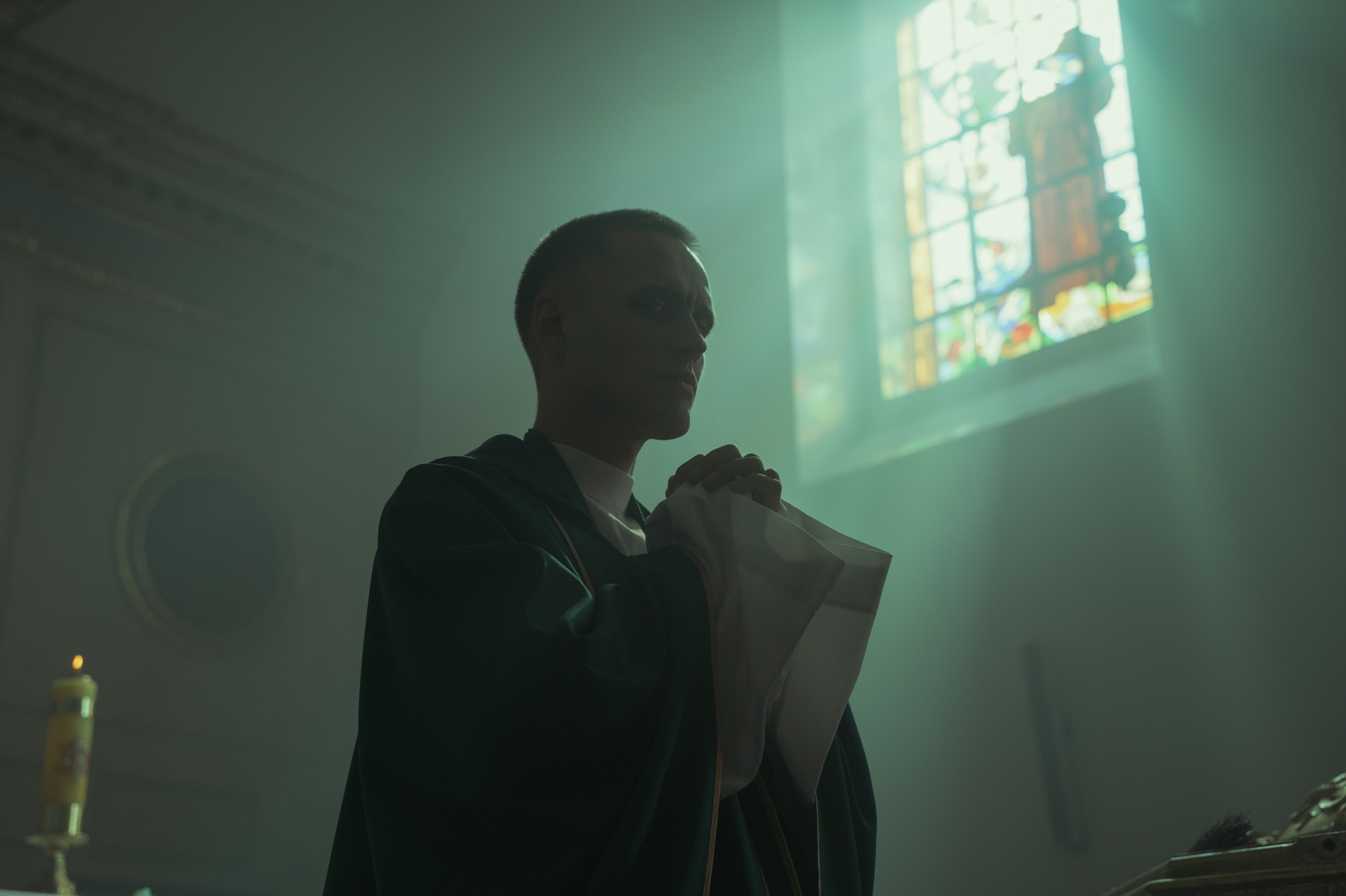 电影推荐mot——《基督圣体》