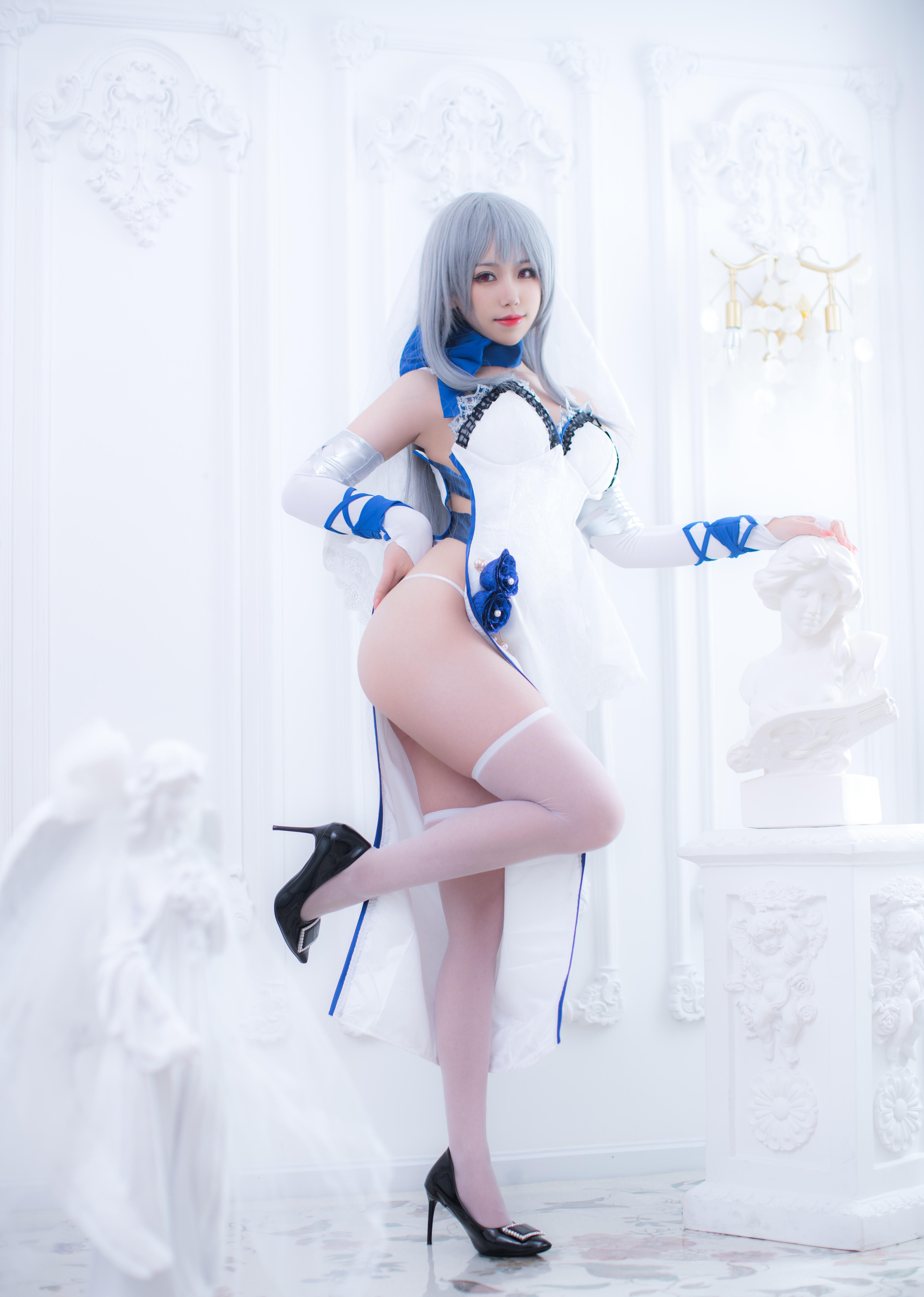 芋圆侑子SJ路易九世礼服cosplay4