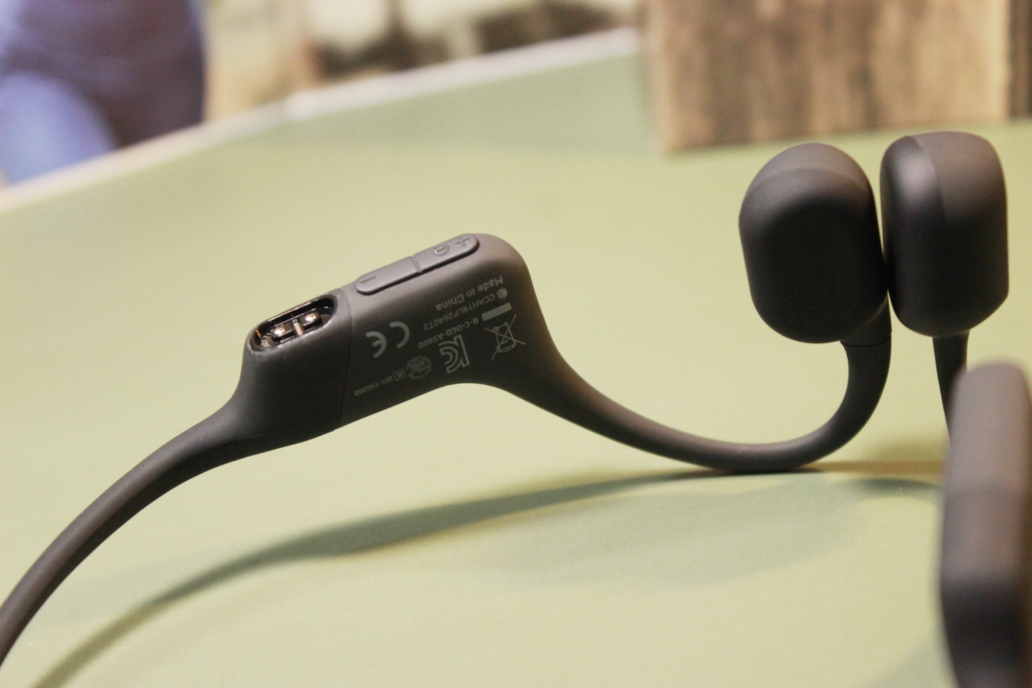 韶音aeropex as800骨传导运动耳机兼顾环境更安全,畅快运动不担心