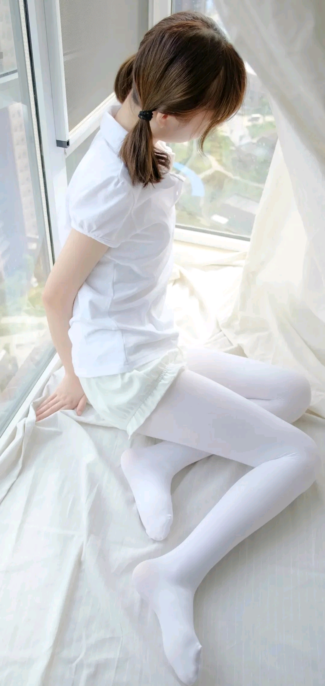 每日分享美图 美女 潮图 等关键词 库里丝 白丝