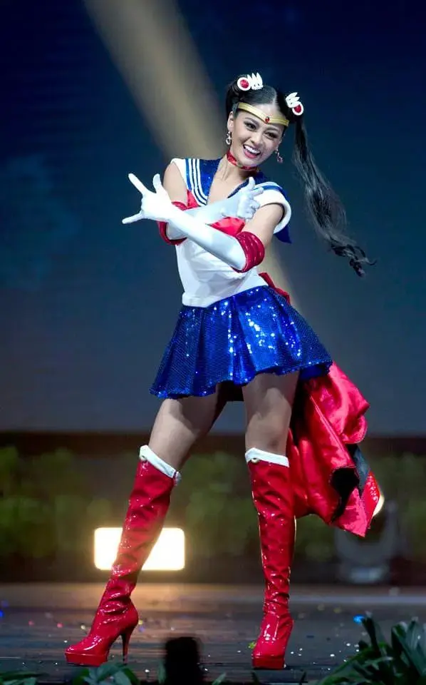 18世界小姐服装秀 94国家的服饰太美了 中国的有点 哔哩哔哩