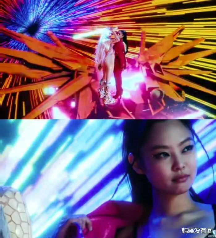 实际上,grimes与jennie两人的缘分可以追溯到去年7月26日.