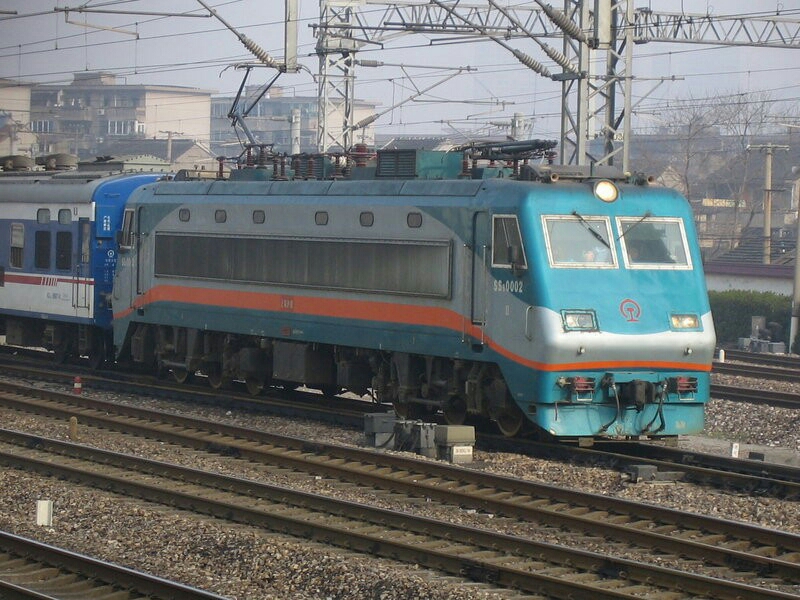 韶山9型0002号机车