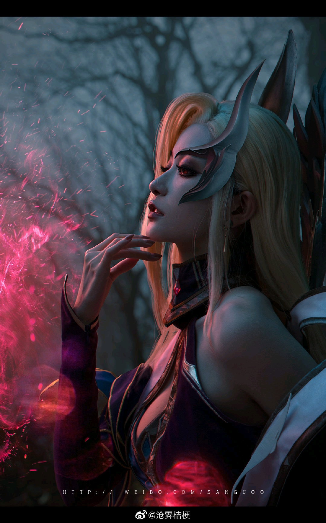 美女cos英雄联盟lol莫甘娜