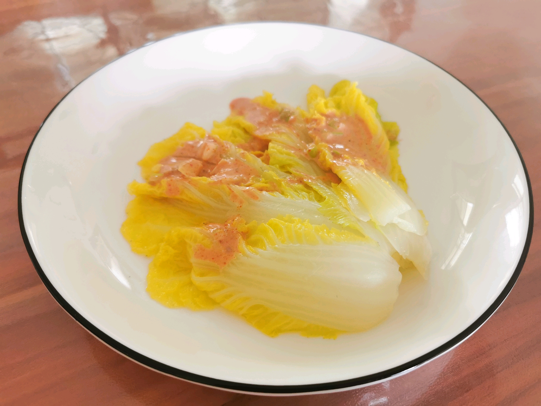 水煮娃娃菜(这个重点在酱汁:番茄酱,蒜蓉辣酱和白酱,减肥嘛,吃嘛嘛香)