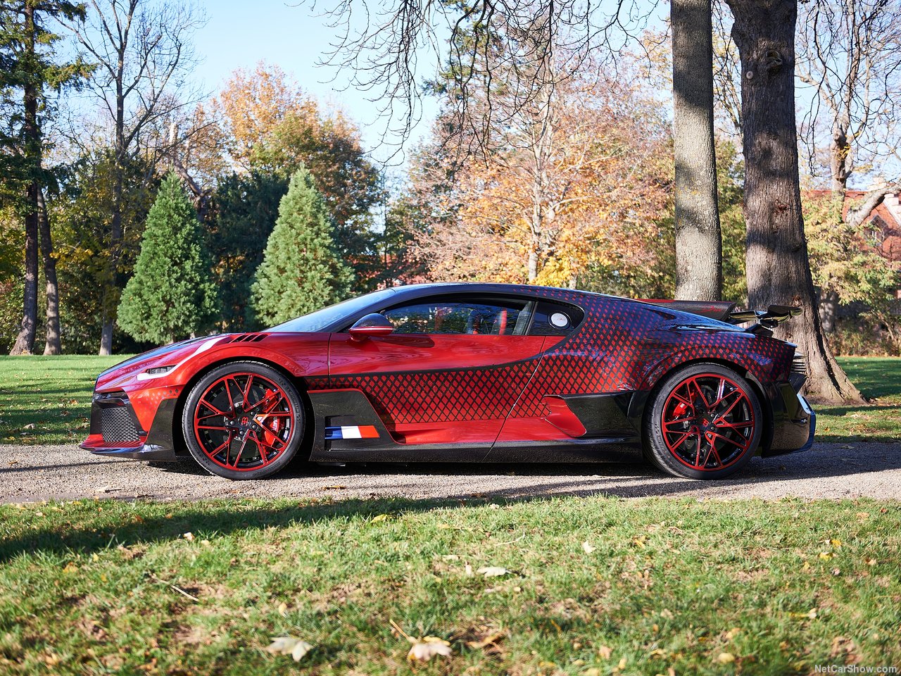 【新车图赏】布加迪/bugatti divo lady bug(2020)