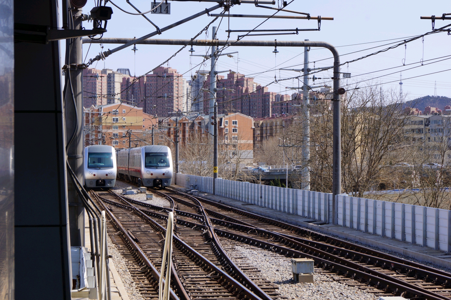 【大连站更换道岔】3号线fg0011tc1香炉礁站折返