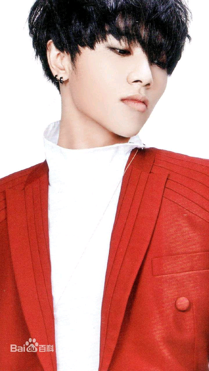 华晨宇整容了吗来看看不同时期面部的比较整理