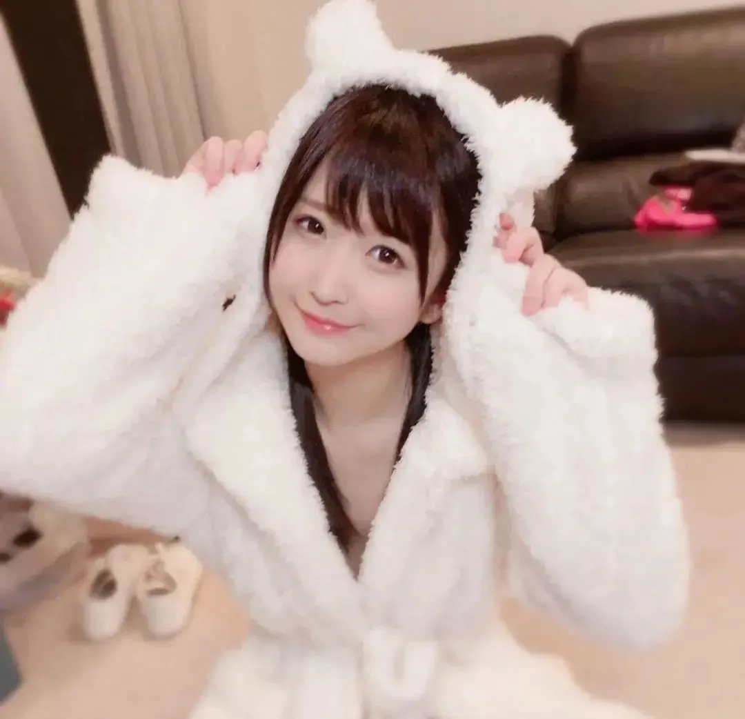 很有人气的女神—深田结梨