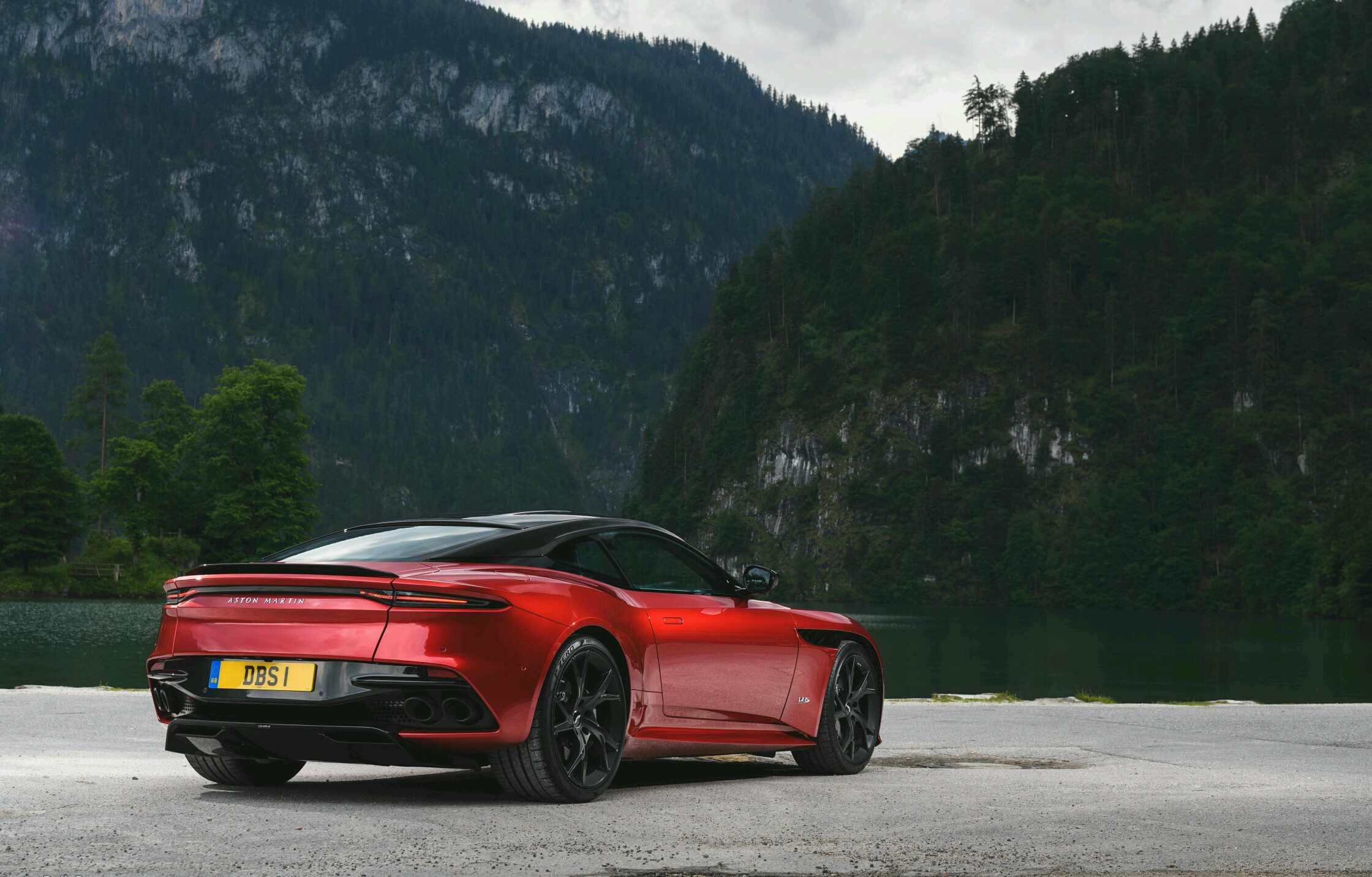 阿斯顿马丁 dbs superleggera