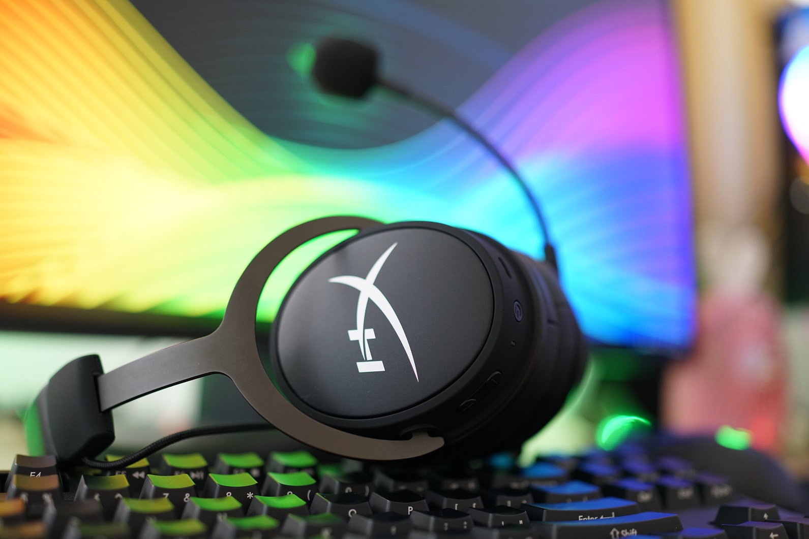 全能王者,孰与争锋--金士顿HyperX天际蓝牙游