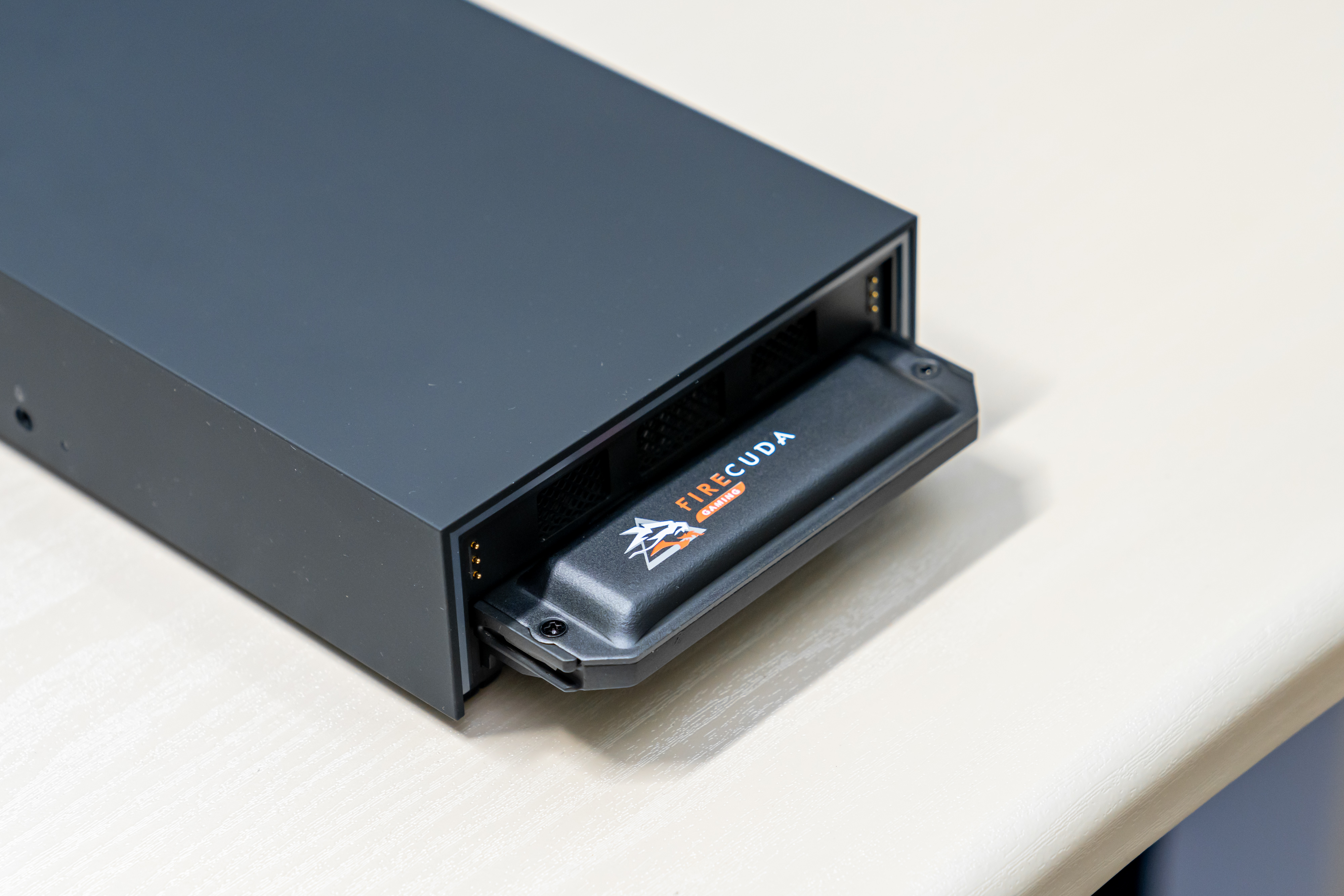 mac硬盘扩容性价比方案:希捷酷玩游戏扩展坞   酷玩 510 ssd 评测