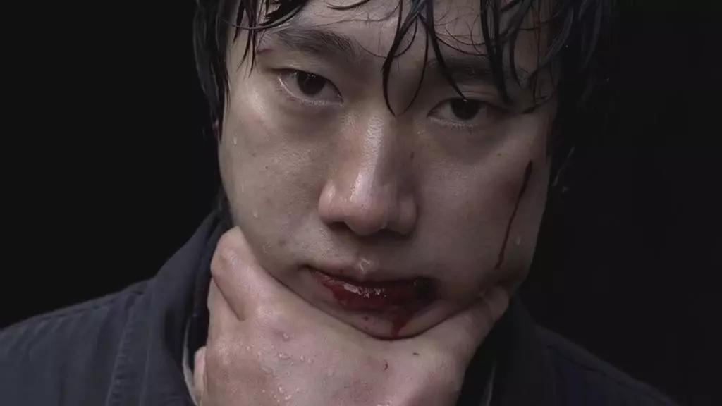 《杀人回忆》剧照,警察一度以为这人就是真凶,结果一纸dna检验报告又