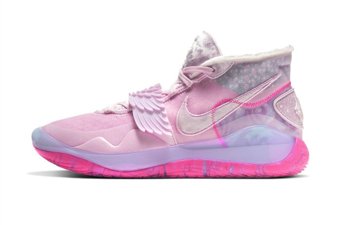 依旧是why not精神,多彩炫丽的配色作为正代的首发配色,但和威少2