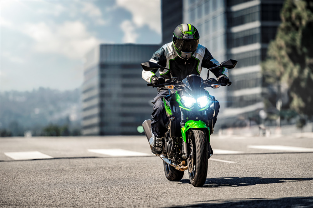 ninja400的小老弟z400抢先看