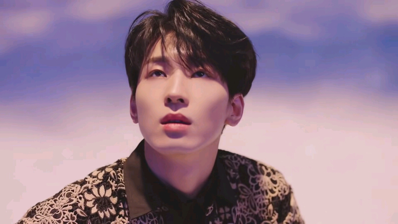 韩网热帖:seventeen,日本单曲mv首次公开…回归热潮up