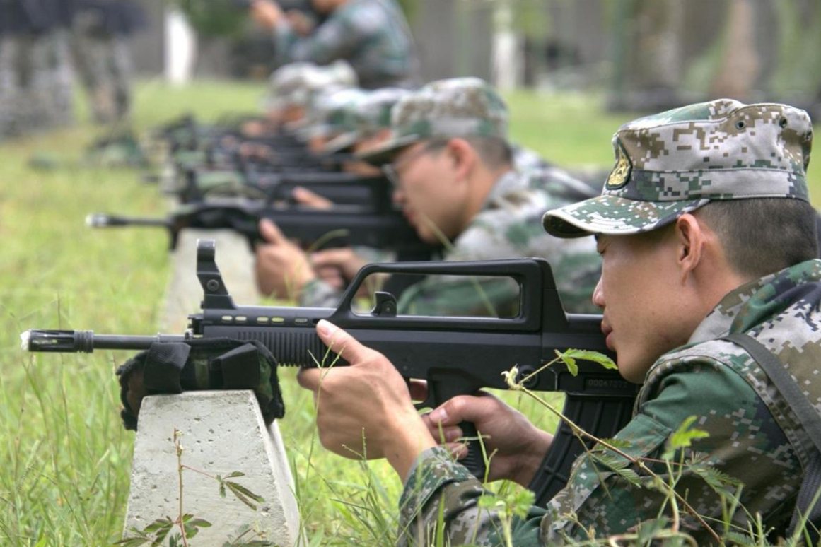 图为预备役士兵组织训练