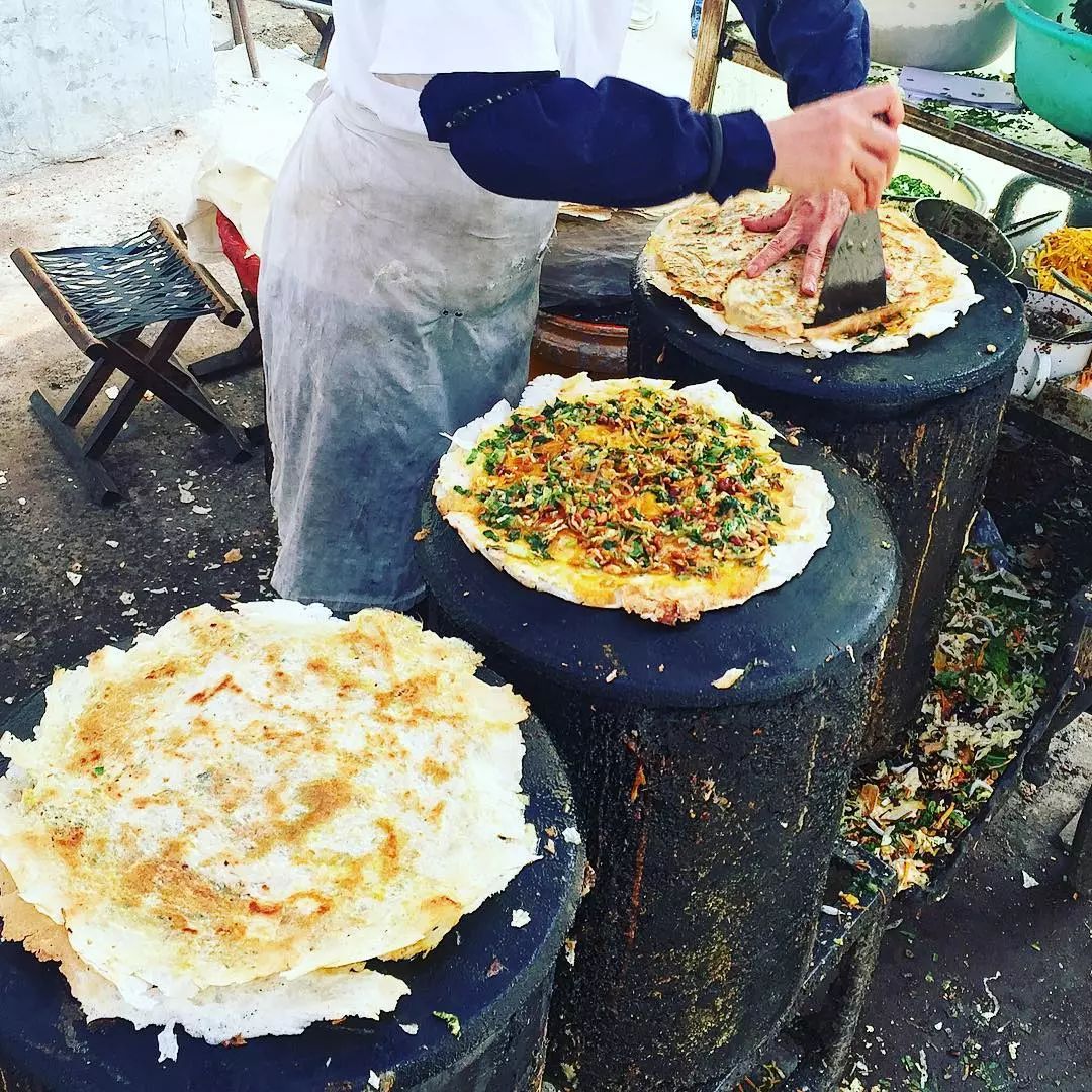 尧都区特色美食探秘：菜煎饼的魅力