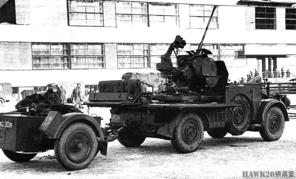 二战德军全轮驱动车辆顶尖技术集于一身希特勒座车改成移动邮局- 哔哩哔哩