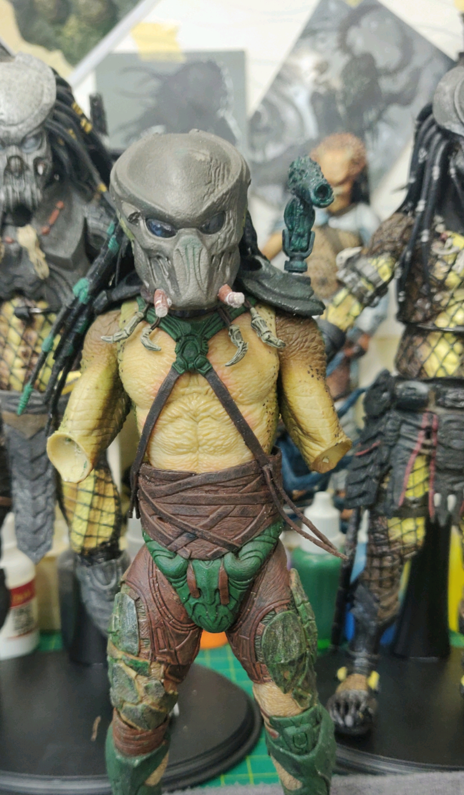 【修復】neca-鐵血戰士-象面-斷牙