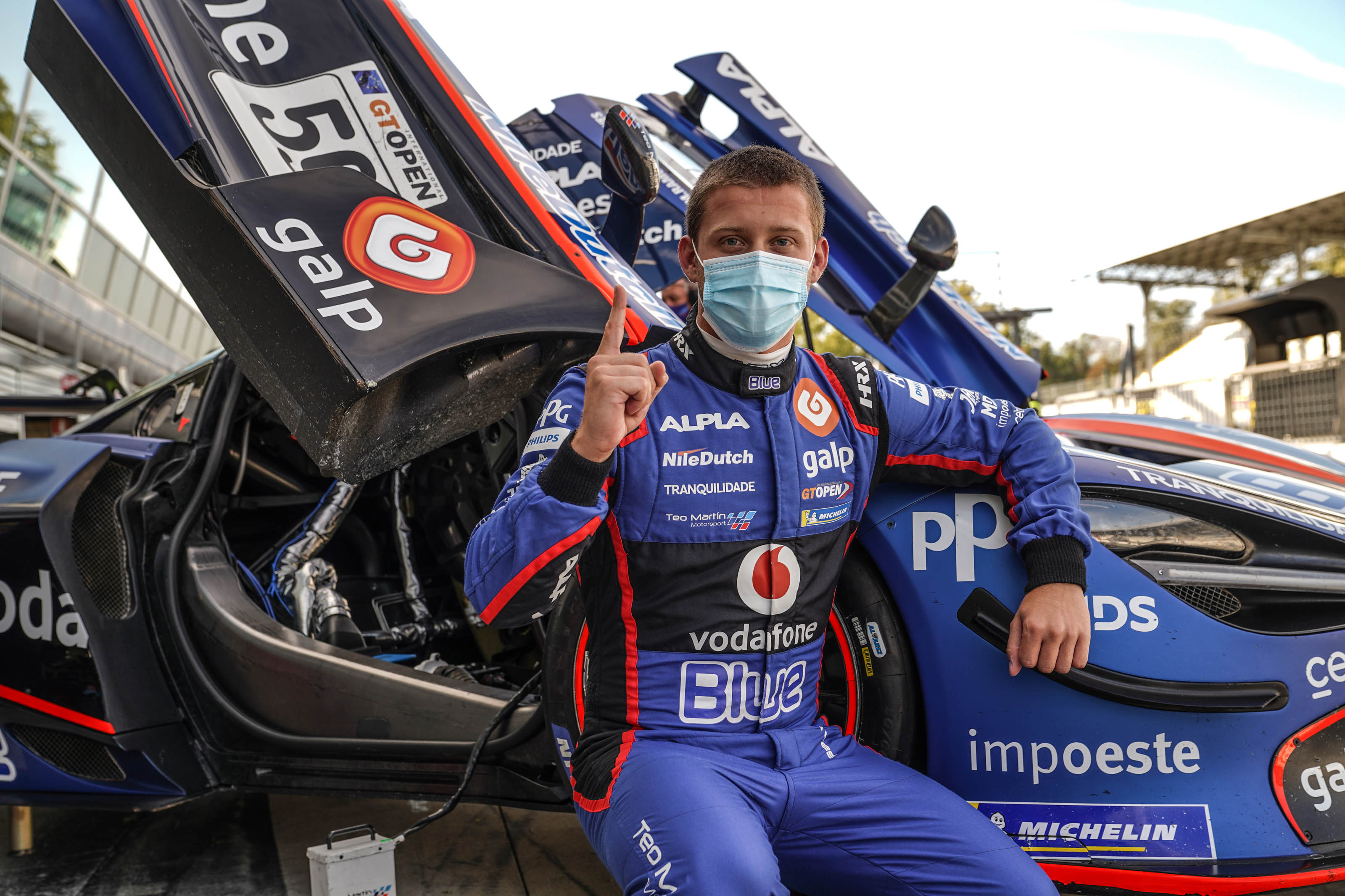 chaves与miguel ramos目前以85分领跑国际gt公开赛车手积分榜,af