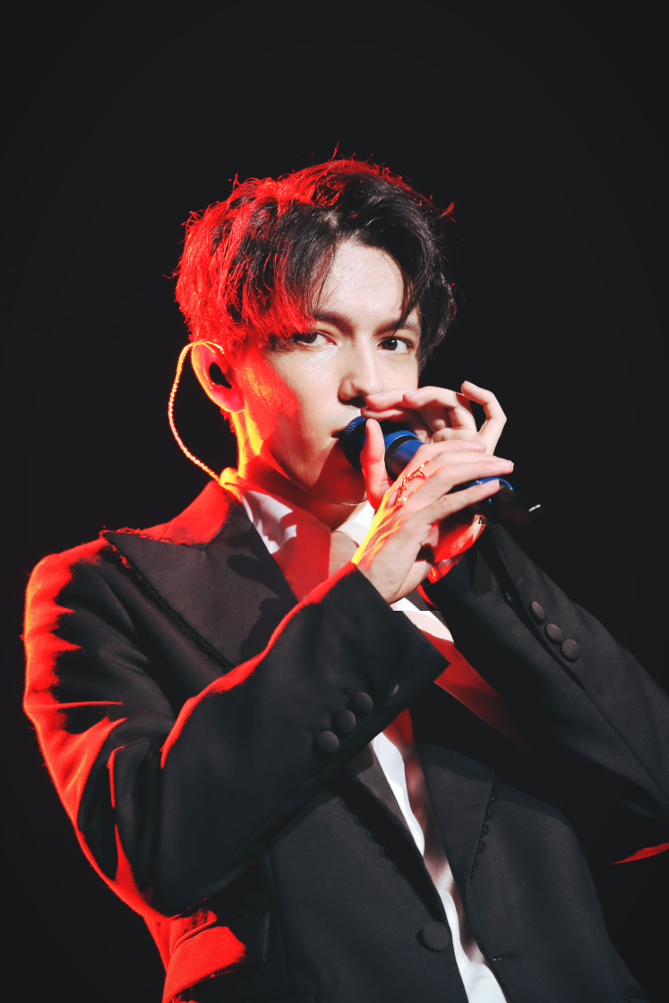 咽音唱法揭秘(6)一一气泡音练习,带你感受气