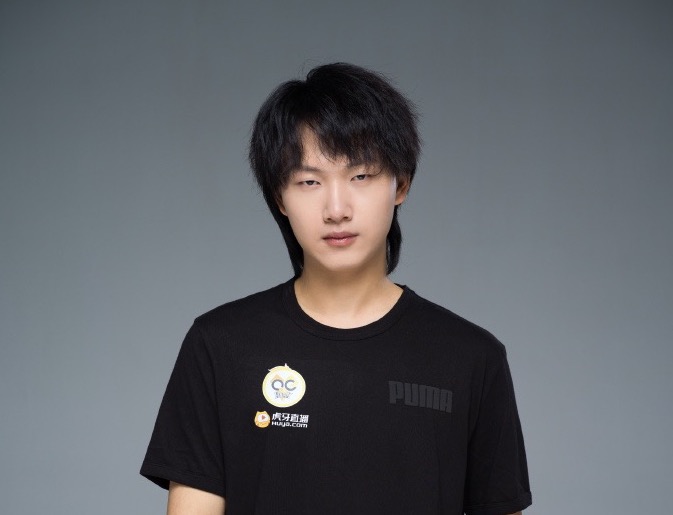 qg运营飞牛账号发天下无不散之筵席,且行且珍惜,这波操作真秀!