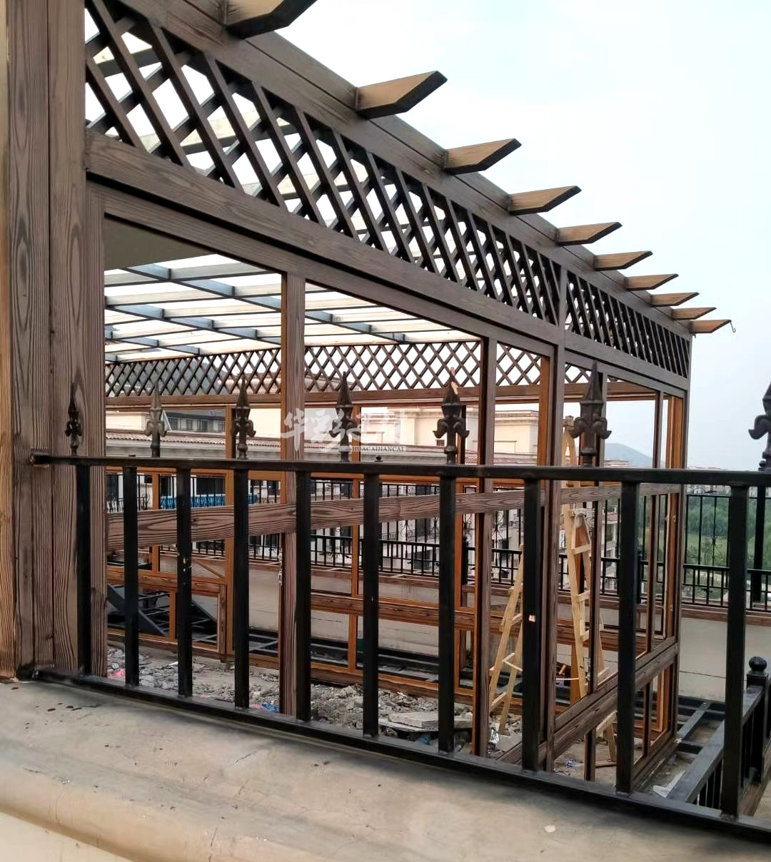 钢结构木纹漆施工效果