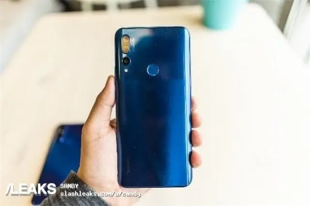 前置升降摄像头和后置三摄 华为y9 Prime 2019曝光 哔哩哔哩