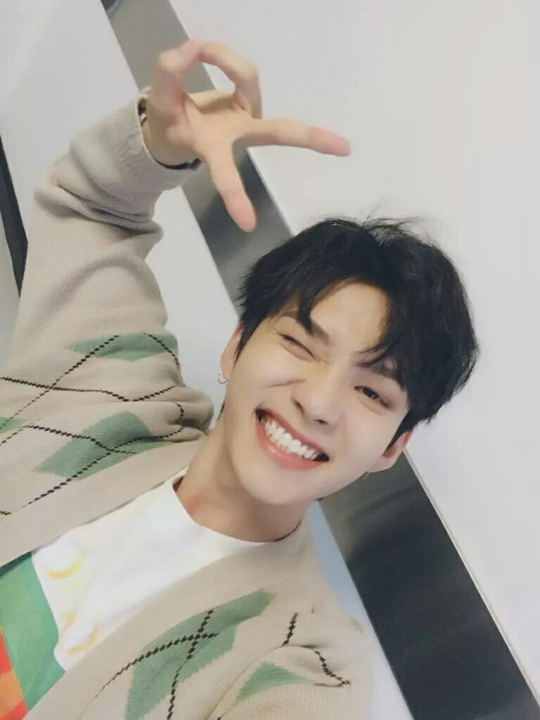 『周彦辰』大白牙也是因你而闪亮