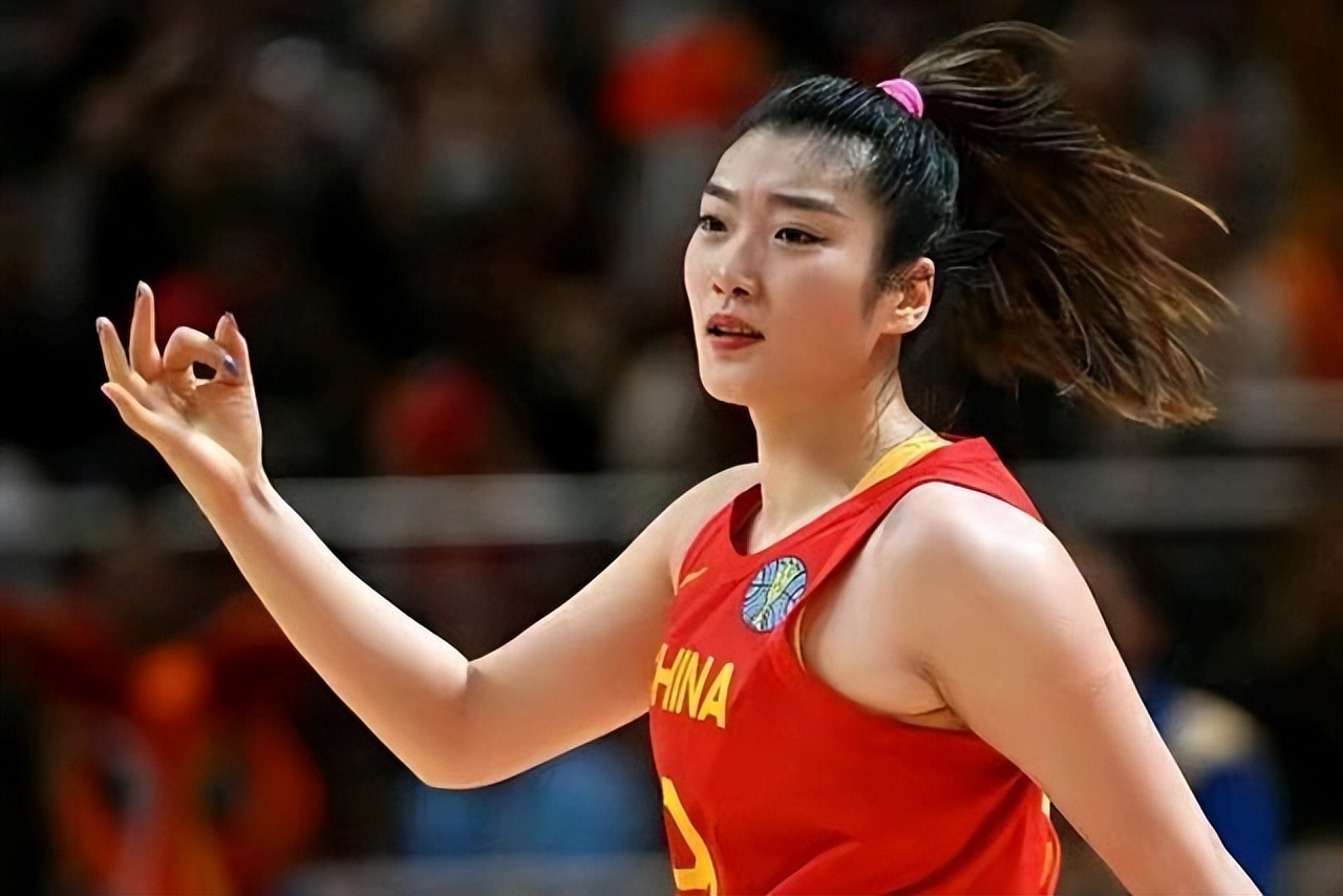中国体育1月3日讯，2020-21赛季WCBA总决赛第二场较量…………