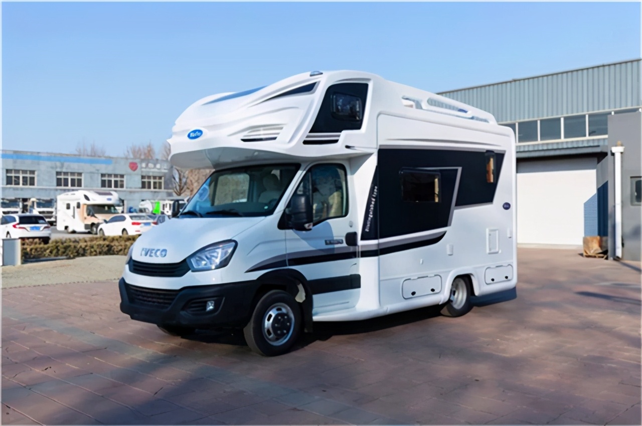 2020款亚特尊领s2,依维柯房车,感受温馨居家风