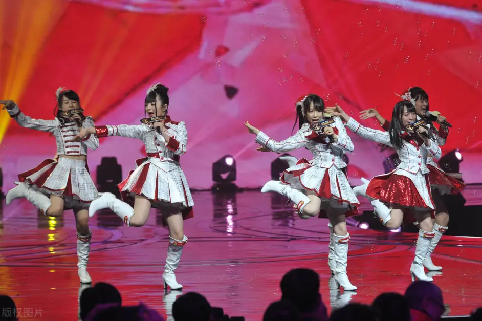 知名女星沦为陪酒小姐 遭遇监禁式性侵怀孕 女星坂口杏里已堕胎 哔哩哔哩