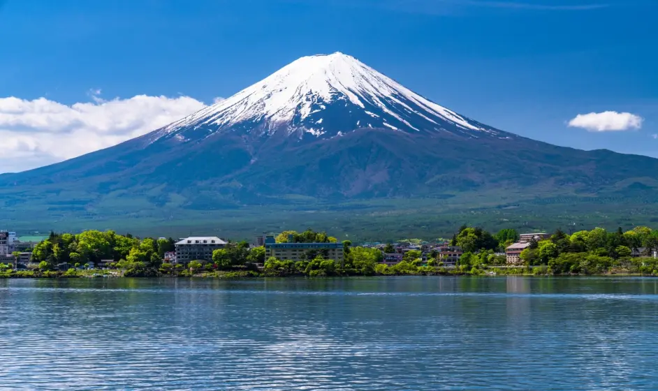 沉睡300年的富士山将要爆发 或危及我国 日本是否会因此沉没 哔哩哔哩