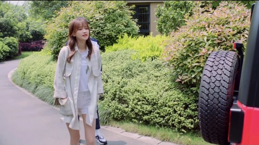 《与晨同光》孙怡穿搭合集上