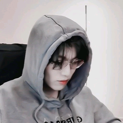 某幻君生日快乐