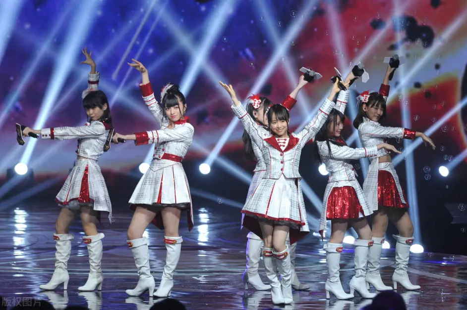 知名女星沦为陪酒小姐 遭遇监禁式性侵怀孕 女星坂口杏里已堕胎 哔哩哔哩