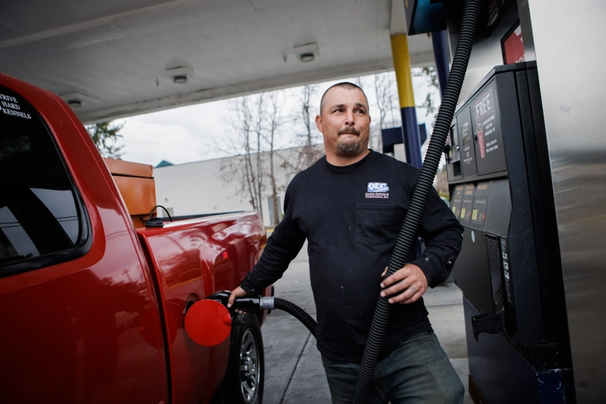 湾区大部分地区的汽油价格首次超过 5 美元 这里可以找到最便宜的燃料 哔哩哔哩