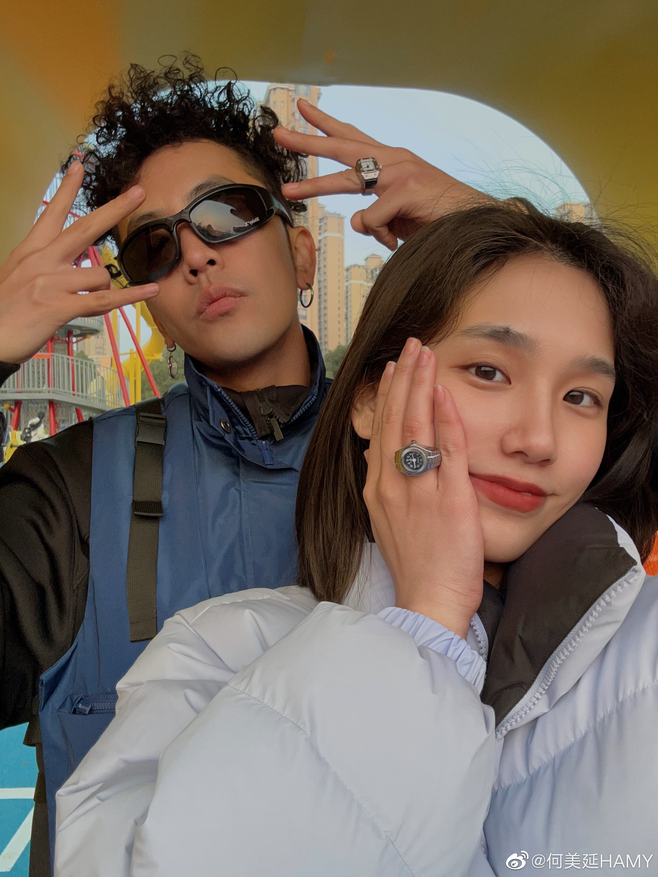 这位Rapper居然三胎了！大量Rapper发女朋友秀恩爱！ - 哔哩哔哩