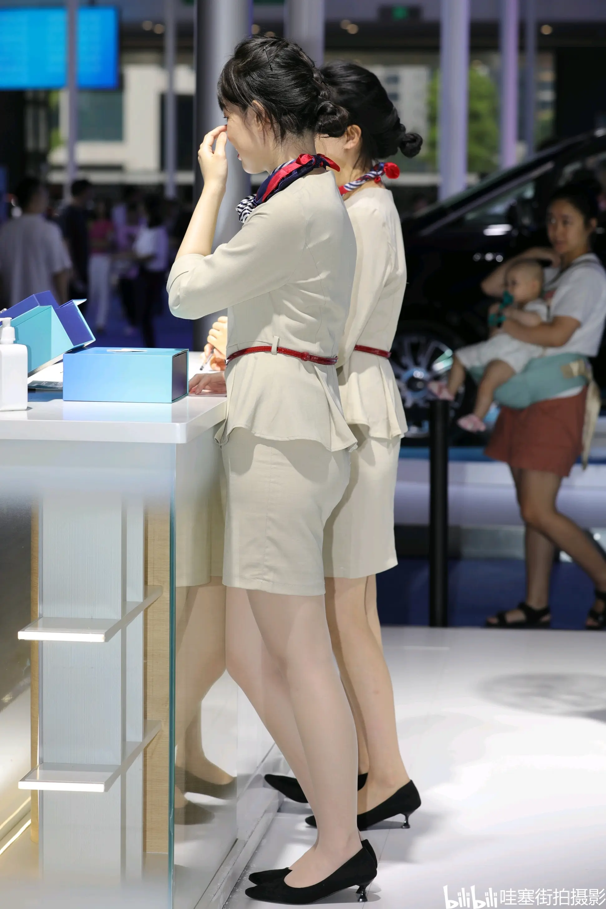 展会清纯唯美礼仪小姐姐