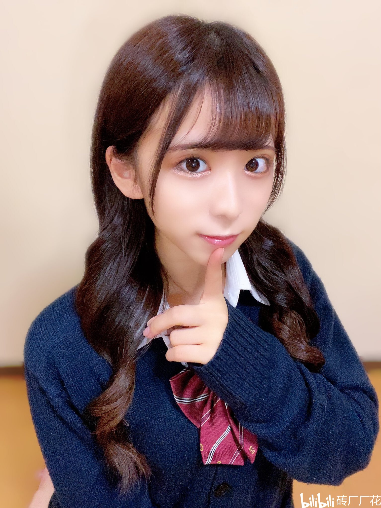 日本女演员26天音ゆいamaneyui