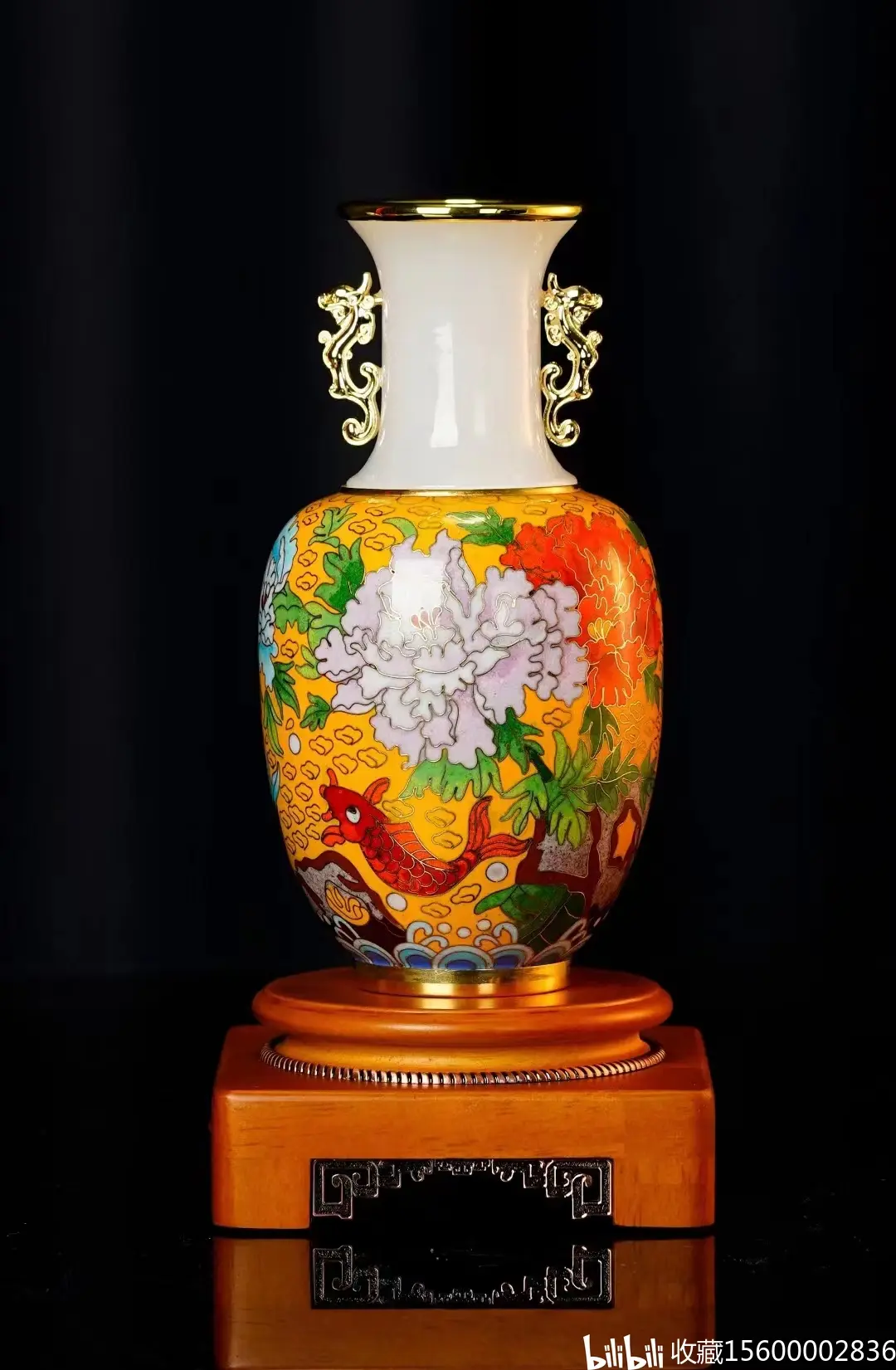 戴嘉林大师景泰蓝作品《景泰蓝镶玉小平安是福》