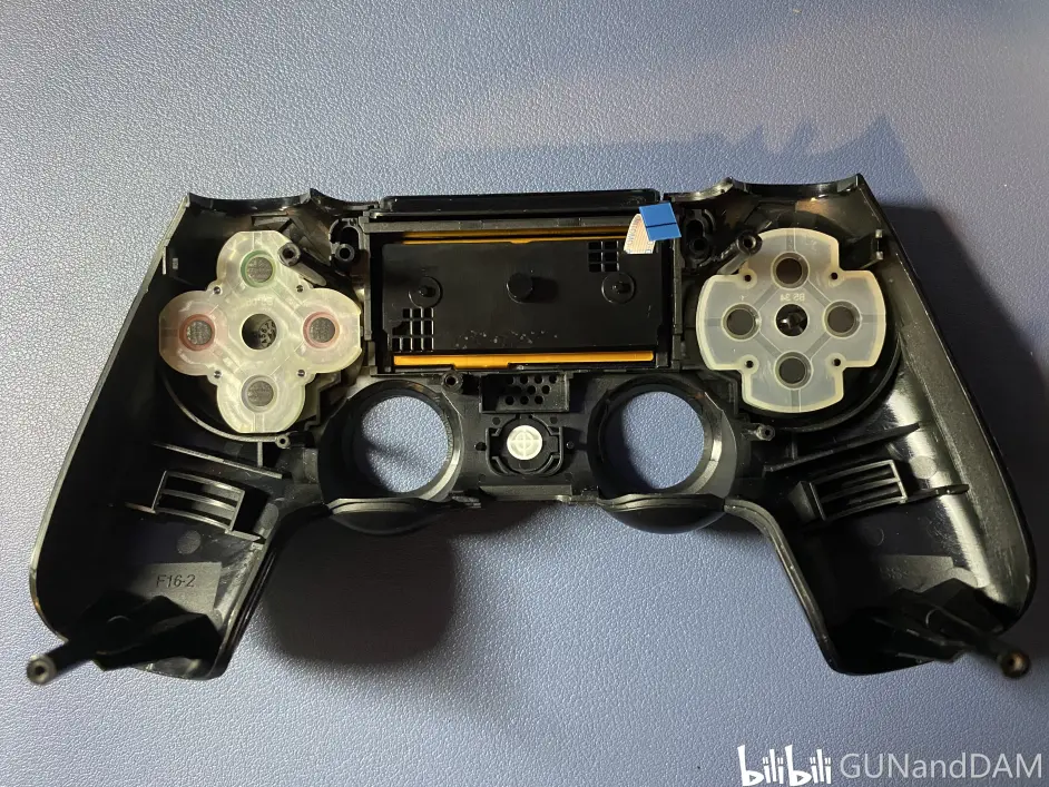 自己动手 丰衣足食 Dualshock4 Ps4 手柄换装第三方制摇杆及灰尘清理 哔哩哔哩
