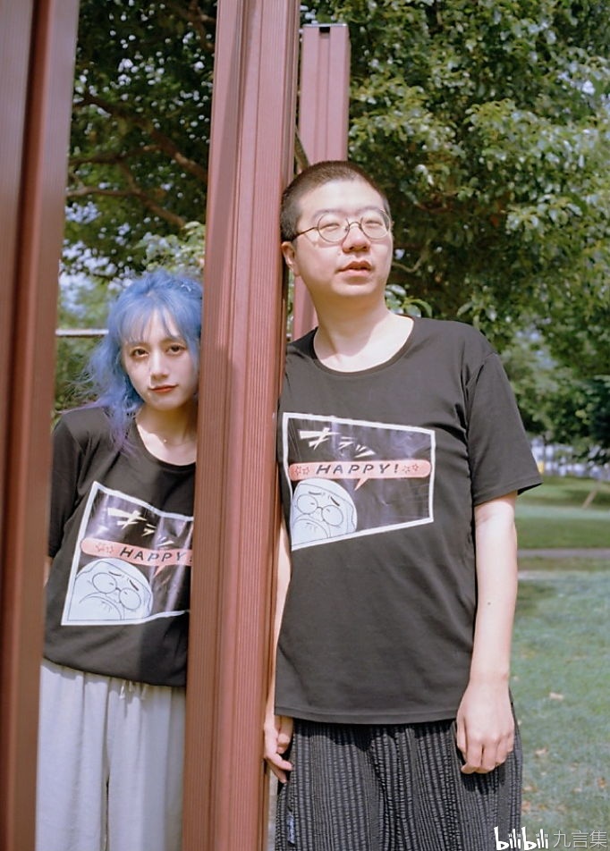 李诞,用傲慢的视角写傲慢的诗