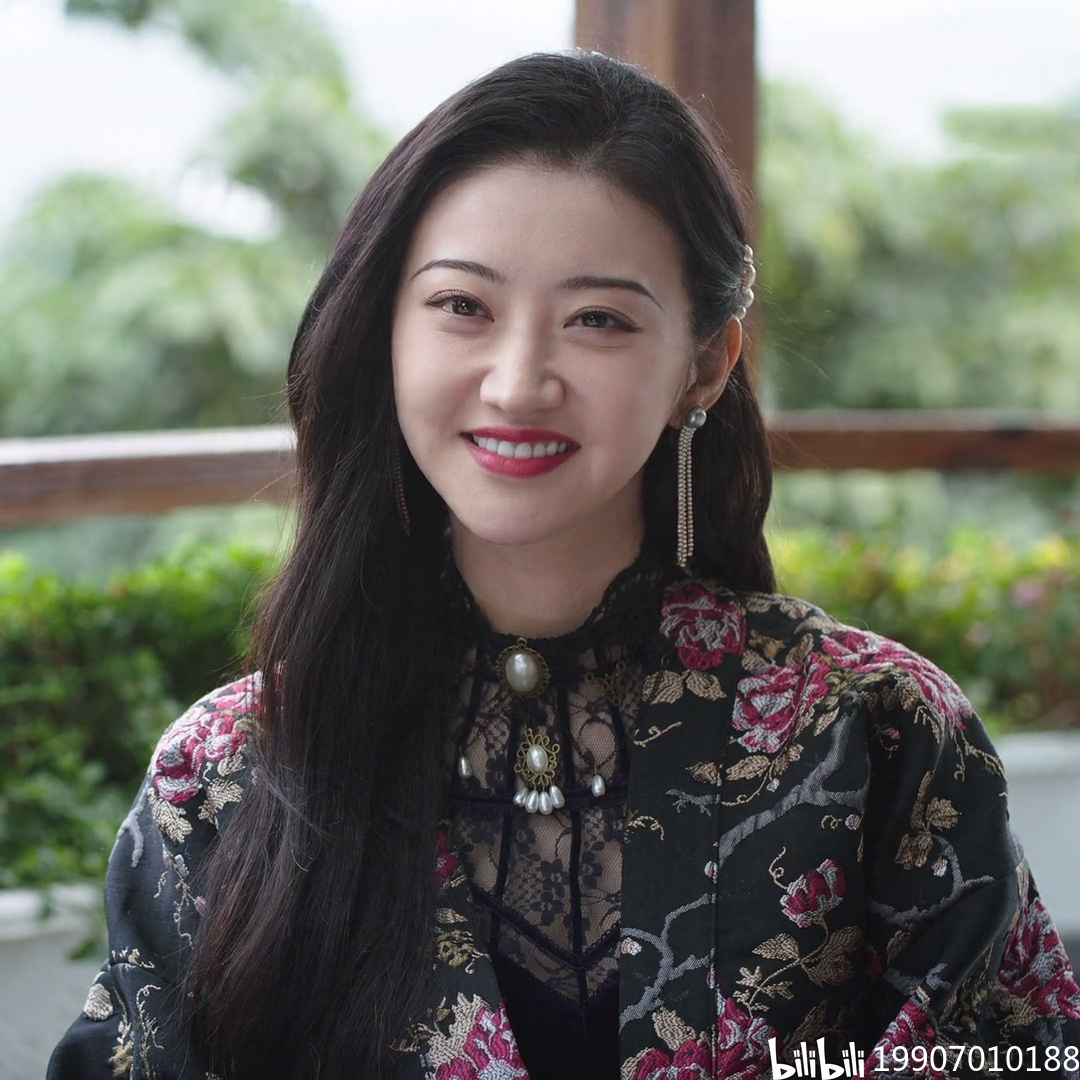 太爱了,景甜饰演的《司藤》有多美!服装超惊艳,你喜欢哪一款?