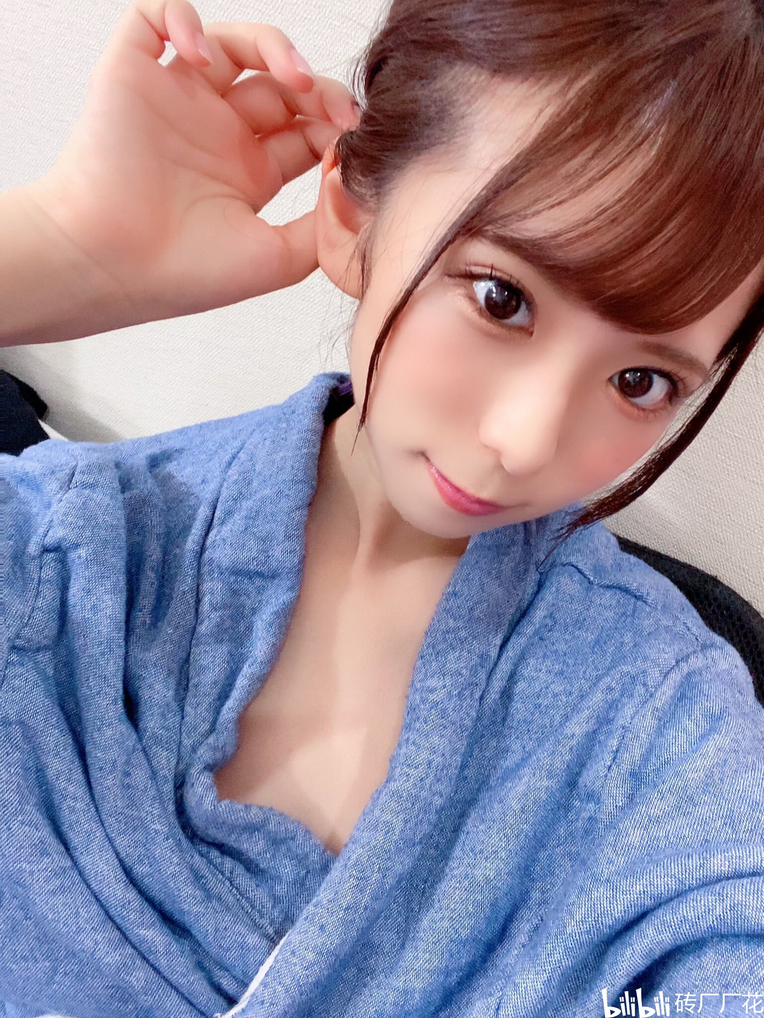 日本女演员26天音ゆいamaneyui