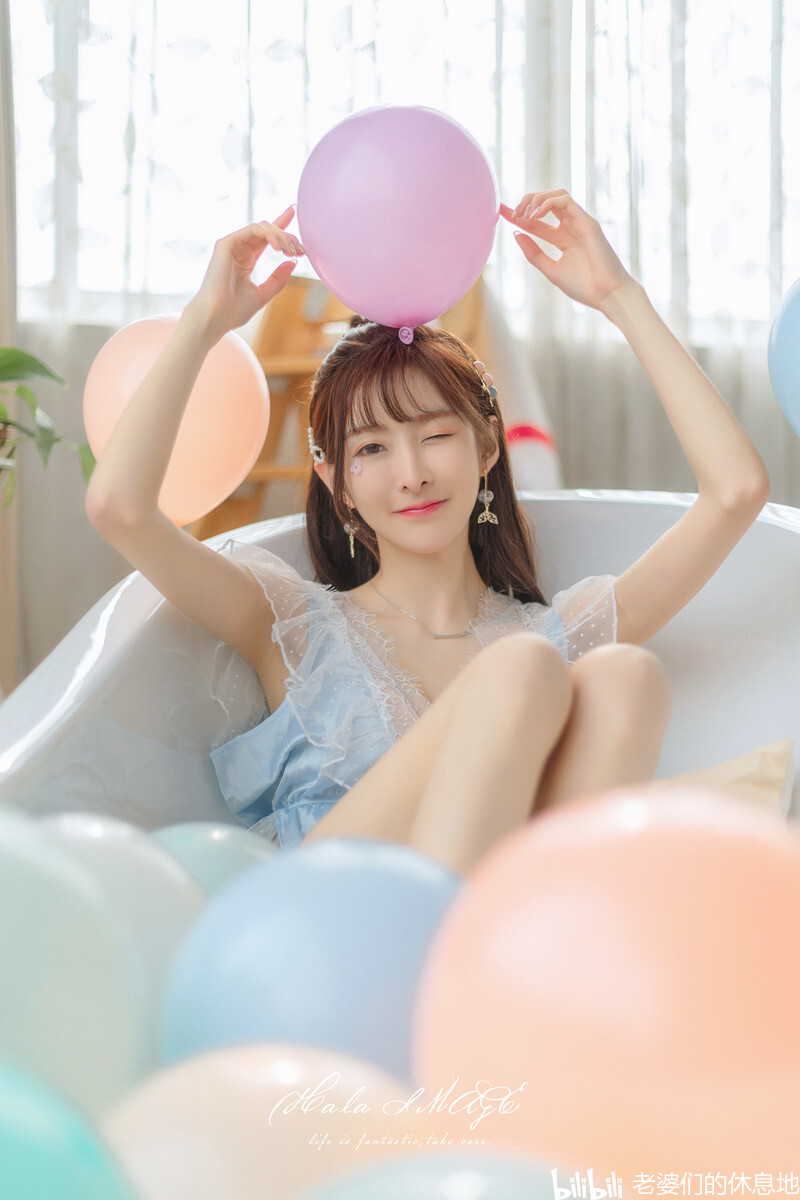 写真分享王羽杉barbieshy 蕾丝连体比基尼哔哩哔哩| My XXX Hot Girl